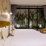 New Amazing 3Br Villa In The Heart Of Seminyak